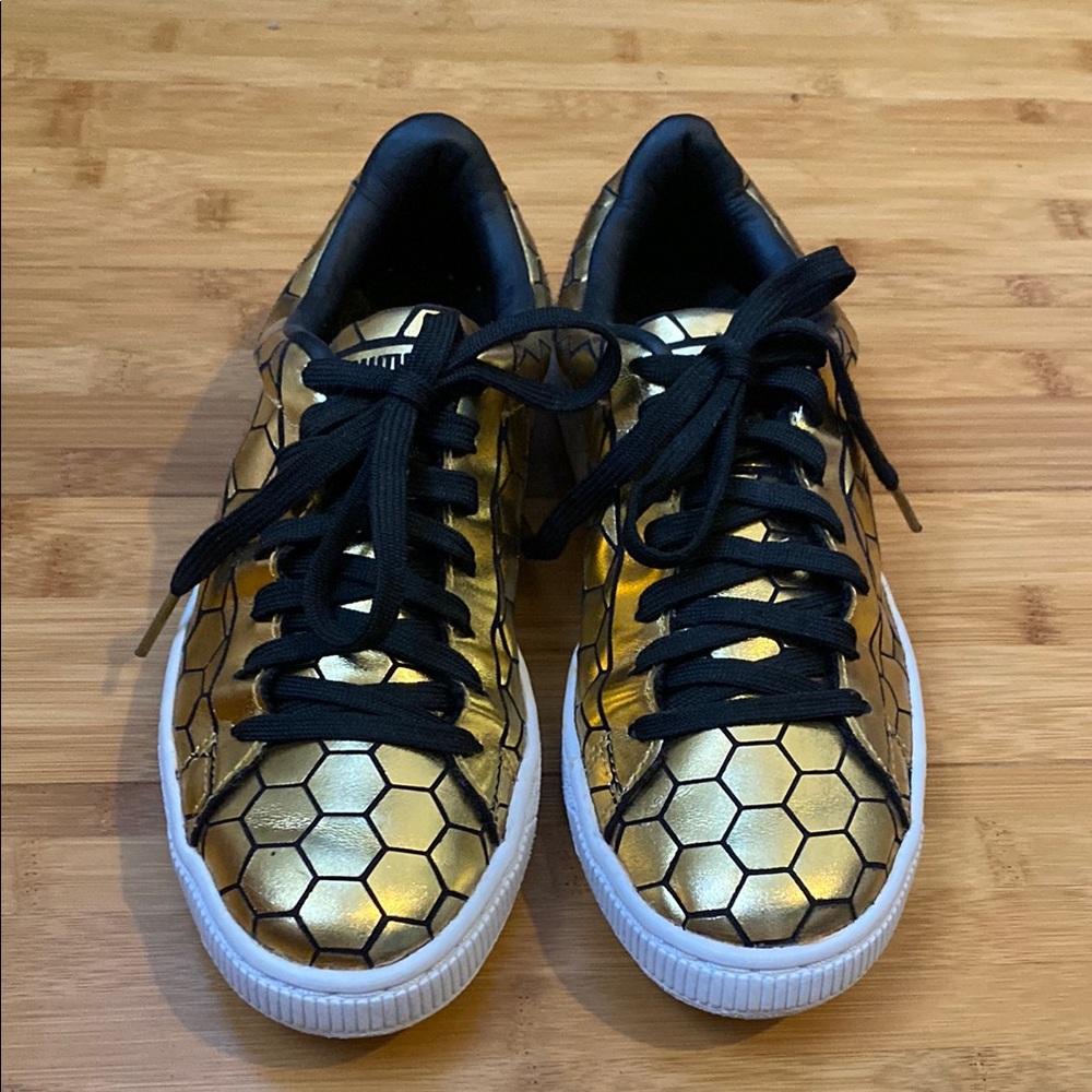 Puma Gold Hexagon Sneakers Size 6